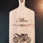 Ducati Cheeseboard: Oak